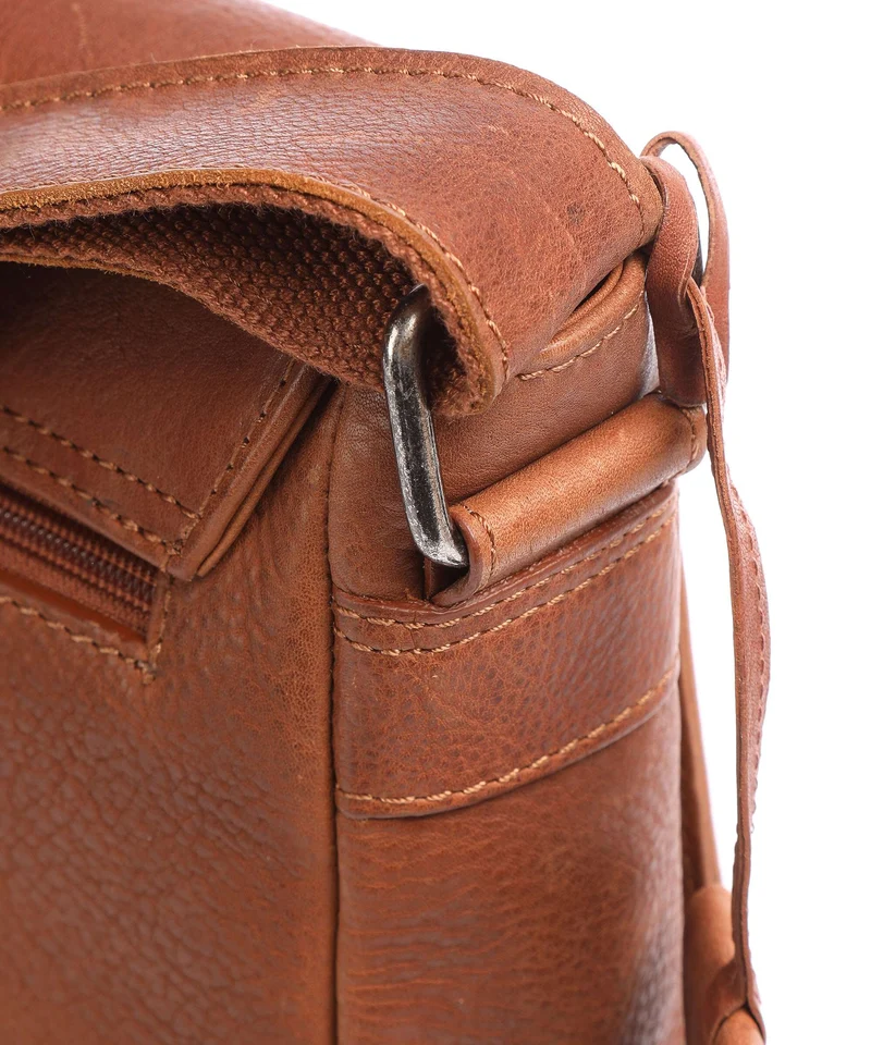 Burkely Antique Avery Schultertasche cognac