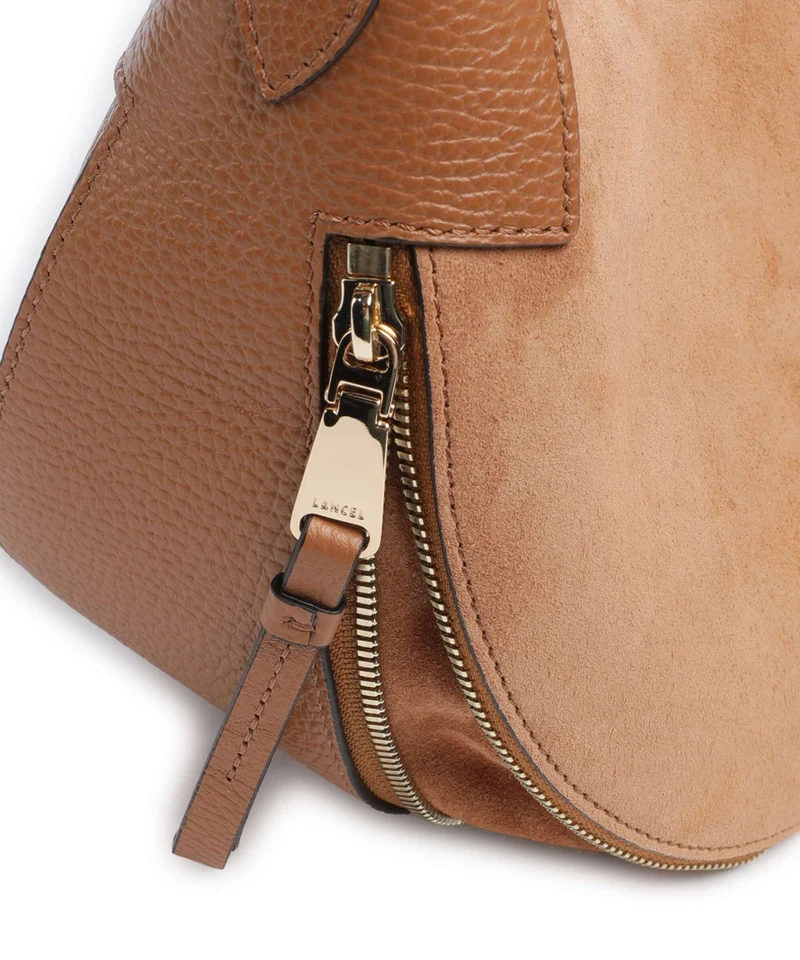 Lancel Origami S Beuteltasche camel
