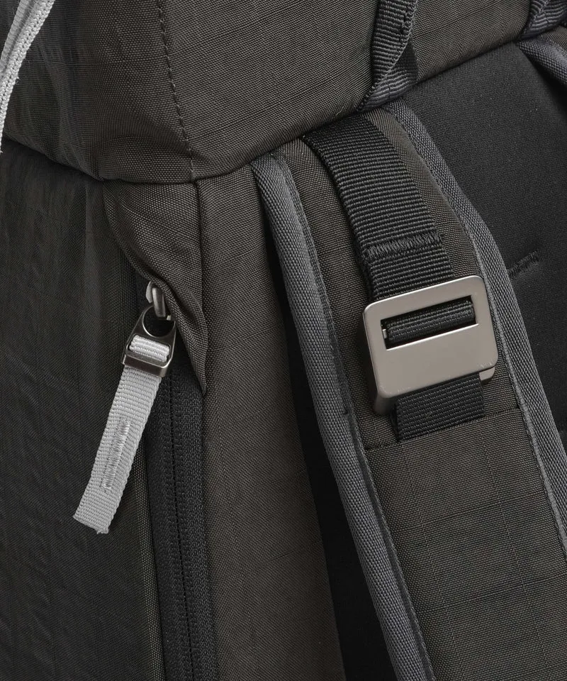 Db Hugger 30 Rucksack charcoal grey