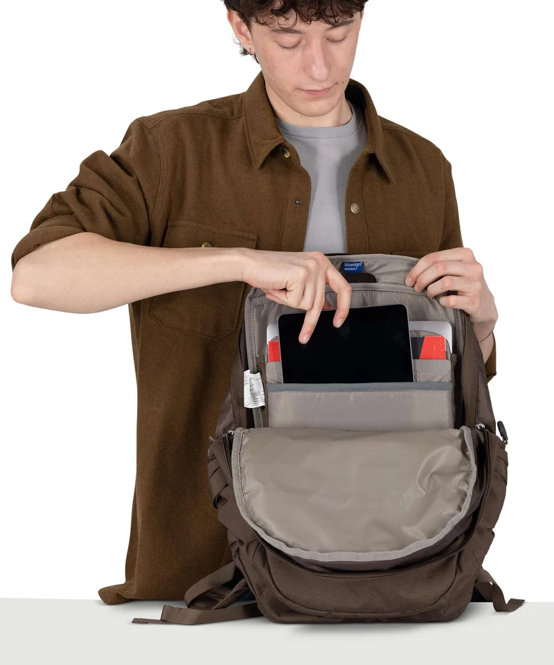 Osprey Quasar Rucksack truffle brown
