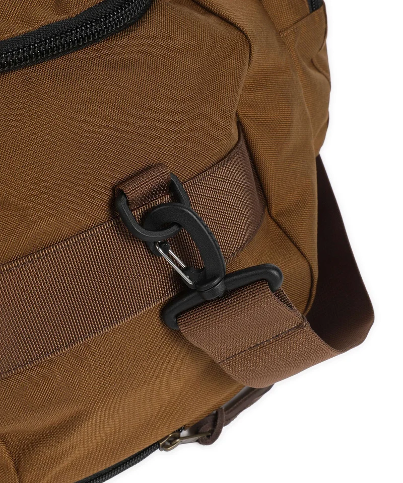 Filson Dryden Weekender whiskey