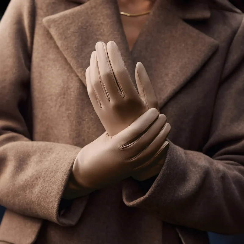 Isabel Bernard Honoré Eleanor Taupe Ziegenfell Leder Handschuhe IB67000-378-6.5
