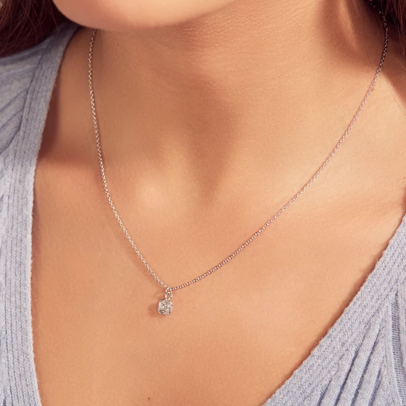 Karma damen Kette Silber T233