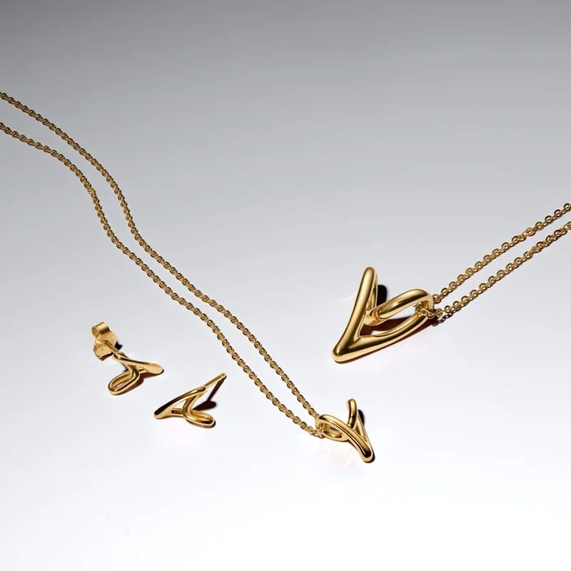 Pandora Essence Gold Plated Organic Shaped Necklace With Small Heart-Shaped Pendant 364360C00-45