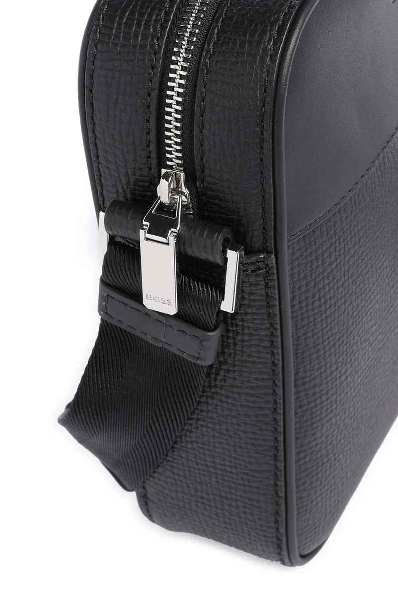 BOSS Crosstown Umhängetasche black