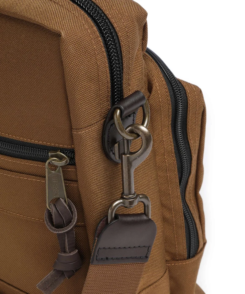 Filson Dryden Aktentasche whiskey