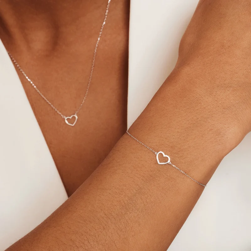 Isabel Bernard Cadeau d'Isabel 14 Karat | Weißgold Halskette und Armband Geschenksets IB90059