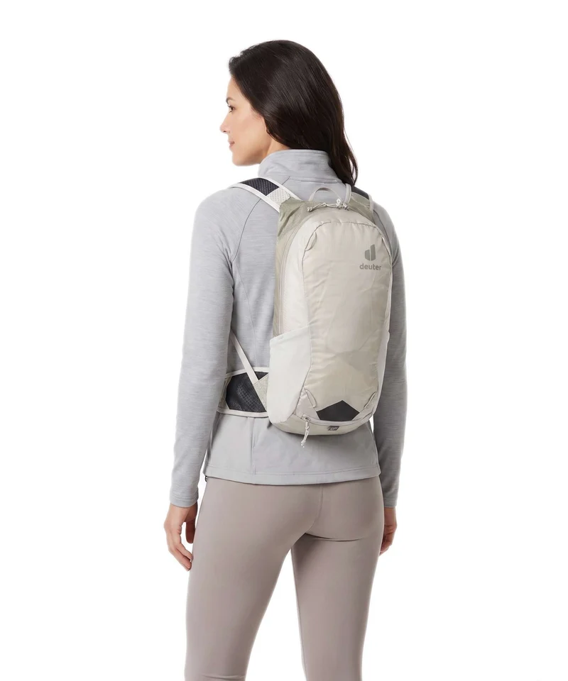 Deuter Race 8 Rucksack alu/greystone