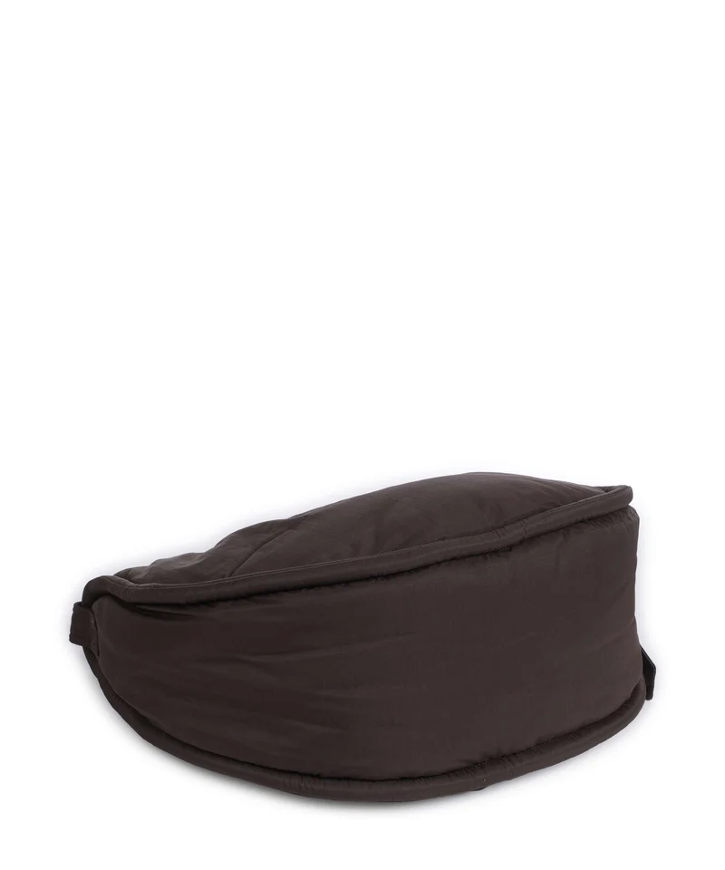 Sandqvist Curve L Beuteltasche dark brown