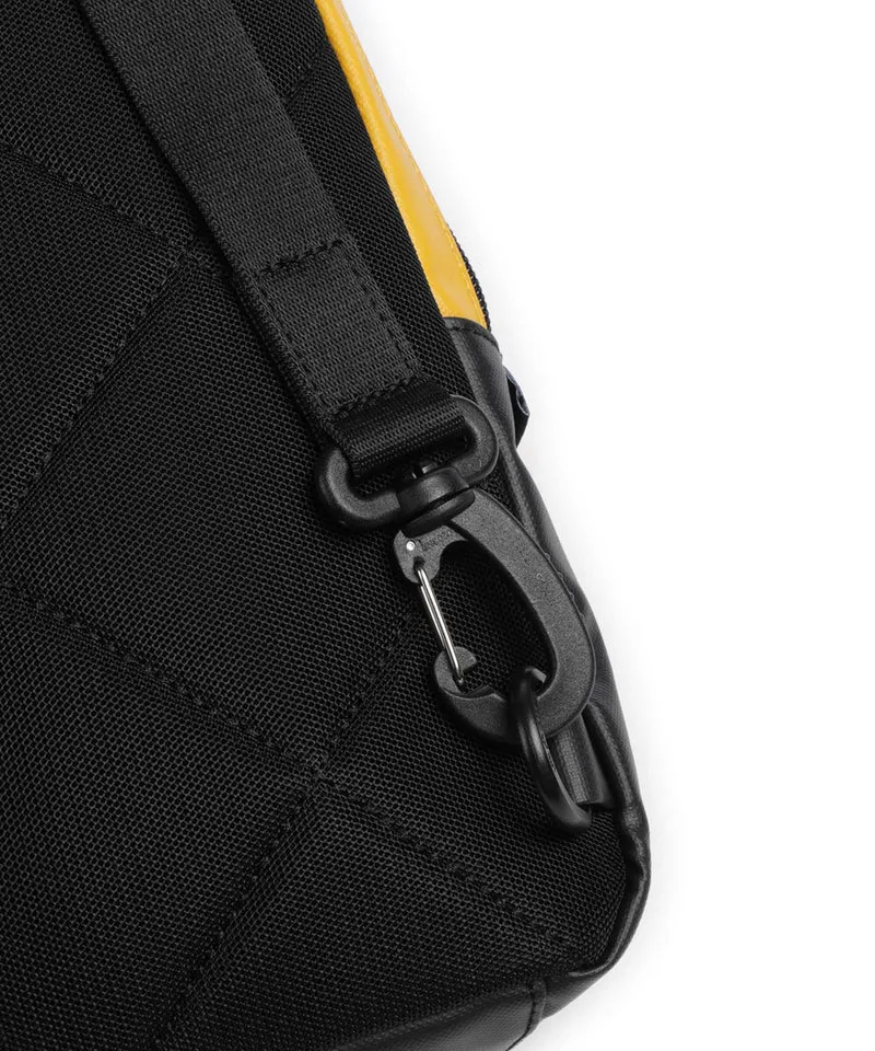 Mandarina Duck Coated Slingbag duck yellow