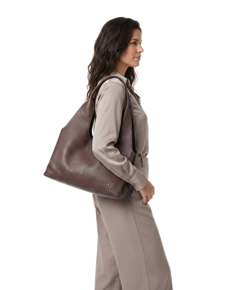 Coccinelle Nell Beuteltasche berry
