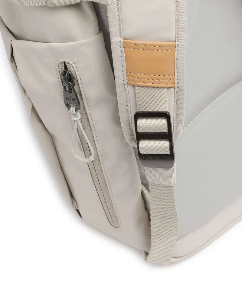 Aunts & Uncles Japan RE Tokachi Rolltop Rucksack linen