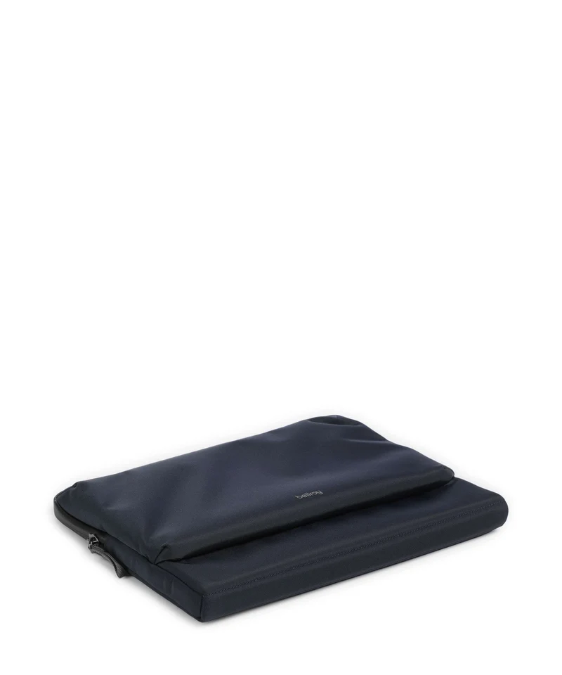 Bellroy Caddy Laptophülle night sky