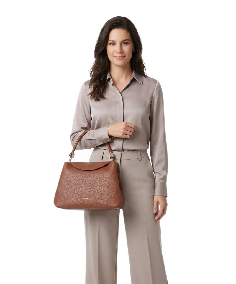 Coccinelle Tiggy Handtasche cognac