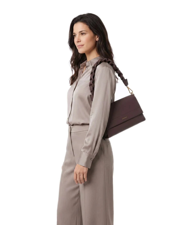 Coccinelle Boheme Grana Double Schultertasche berry/winter rose