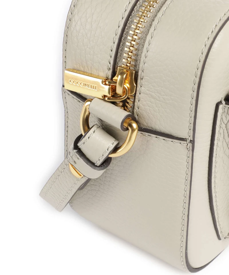 Coccinelle Beat Soft Umhängetasche eucalipto