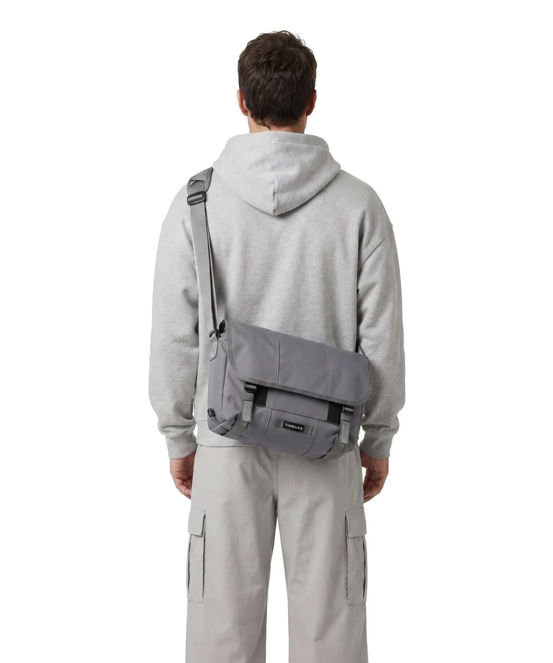 Timbuk2 Classic S Kuriertasche gunmetal