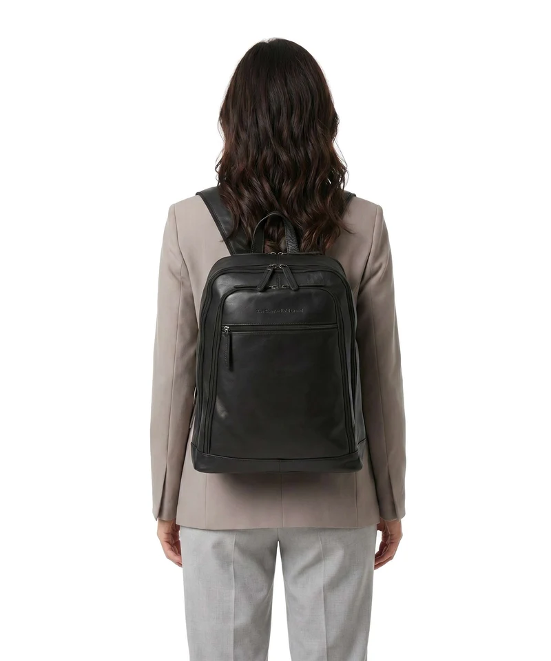The Chesterfield Brand Wax Pull Up Cow Detroit Rucksack black