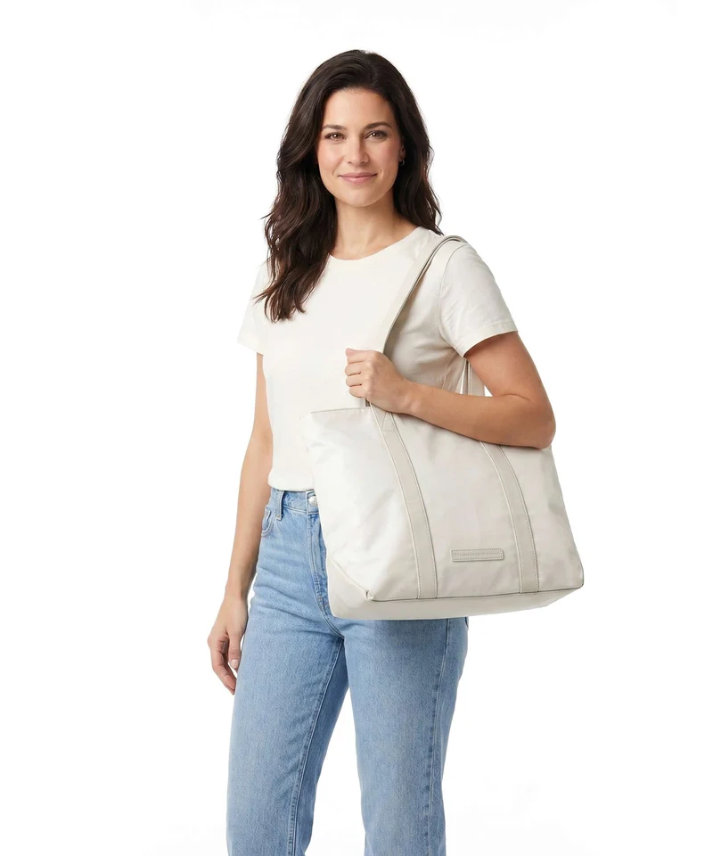 The Chesterfield Brand Nylon Wax Pull Up Otta Shopper off white