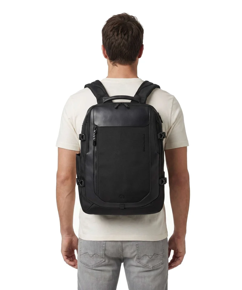 Piquadro Lyss Easyjet Reiserucksack black