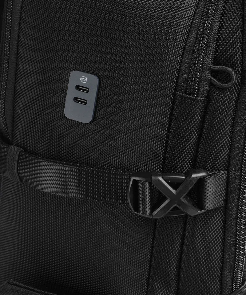 Piquadro Lyss Easyjet Reiserucksack black