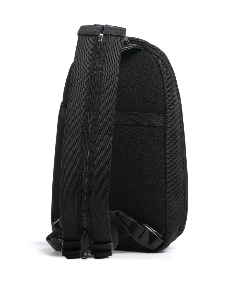 Piquadro Lyss Slingbag black