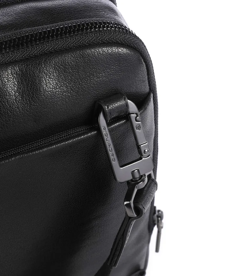 Piquadro Solm Umhängetasche black