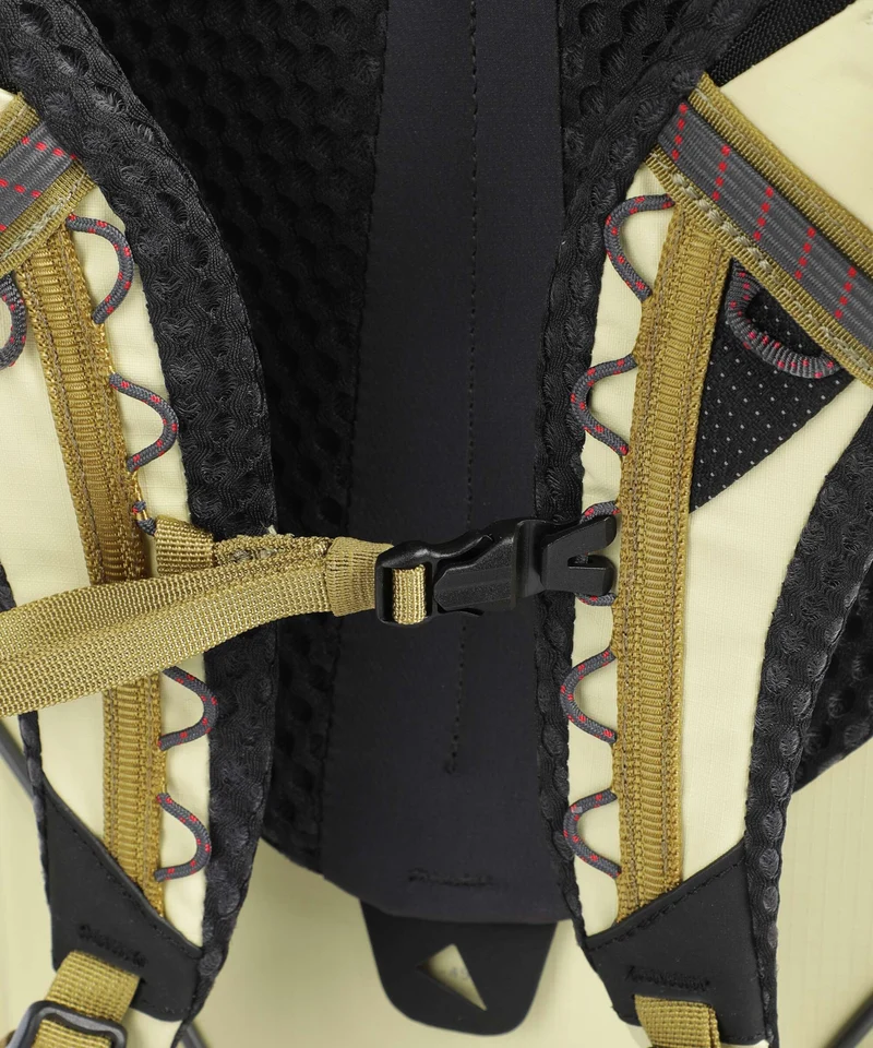 Klättermusen Vide 30 Wanderrucksack lemon mist