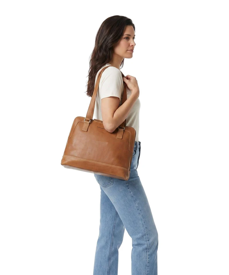 The Chesterfield Brand Wax Pull Up Cow Seron Schultertasche cognac