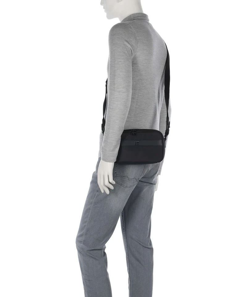 Hugo Quantic Umhängetasche black