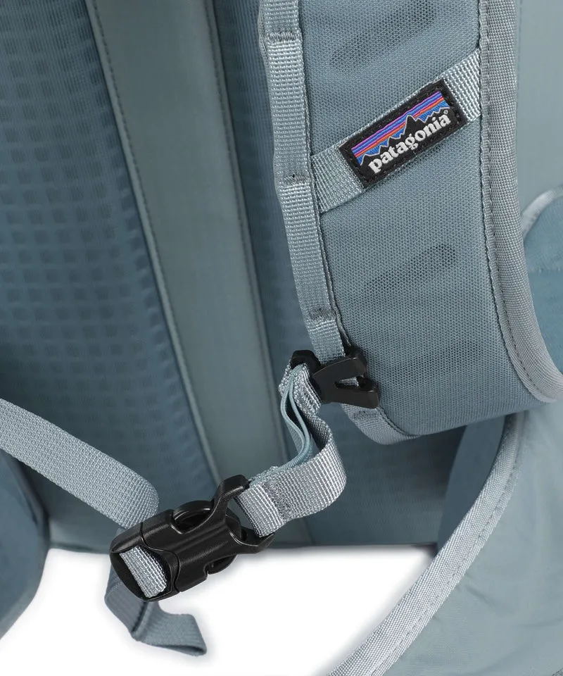 Patagonia Terravia 36 L Wanderrucksack blue sage