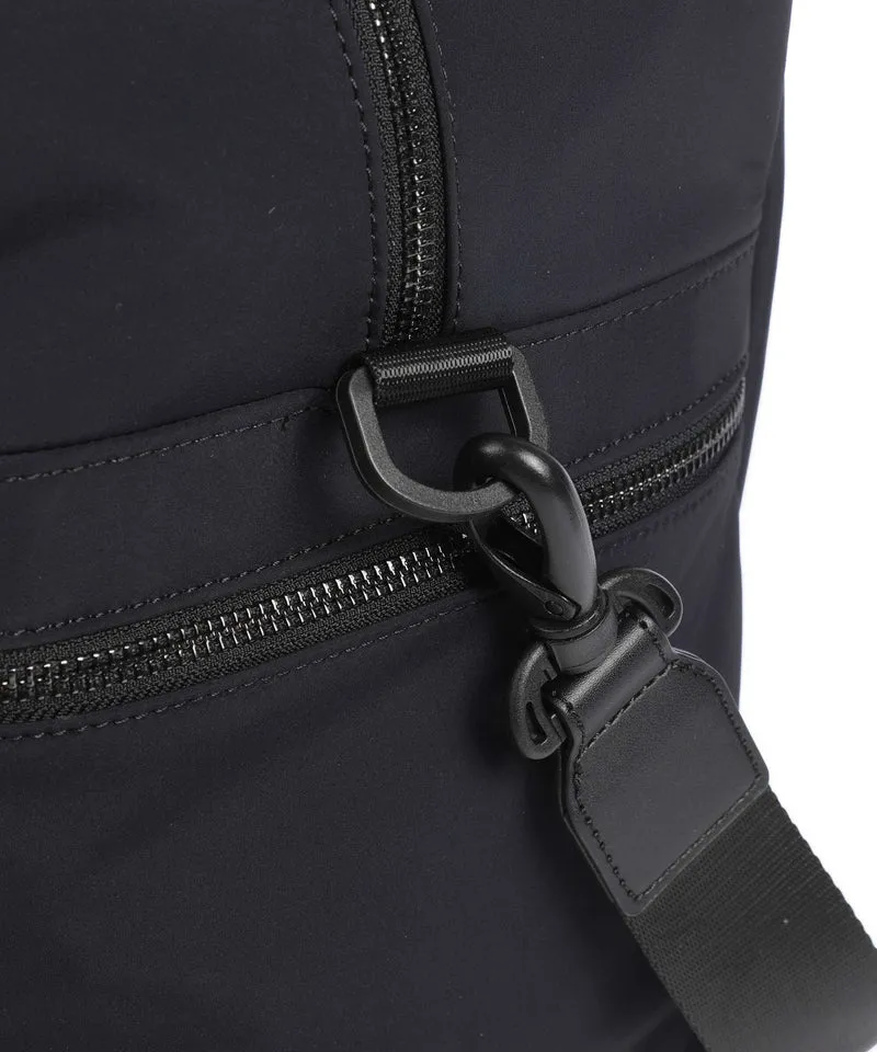Armani Exchange Refined Sportswear Weekender deep navy