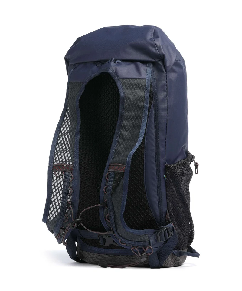 Klättermusen Fjörm 18 Trekkingrucksack dark hights