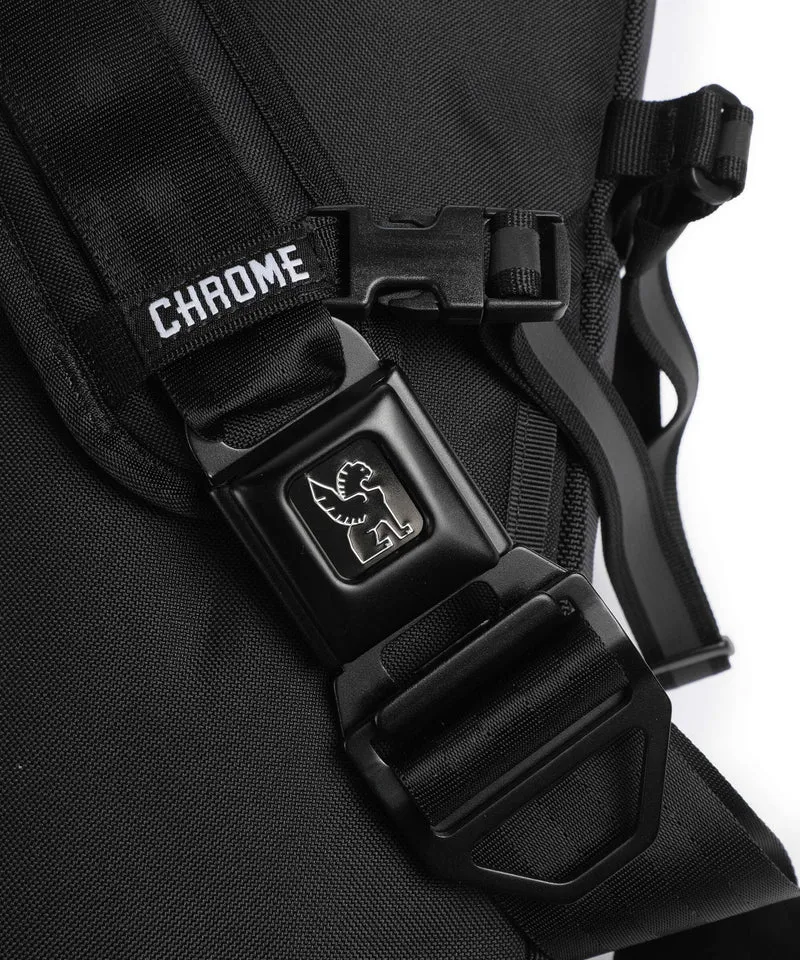 Chrome Kadet Slingbag black