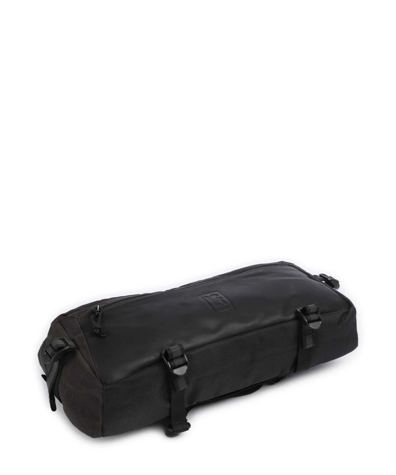 Chrome Kadet Slingbag black