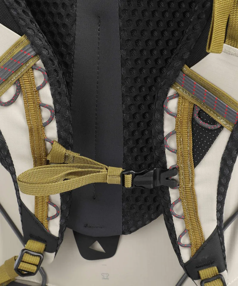 Klättermusen Vide 30 Wanderrucksack silver creme