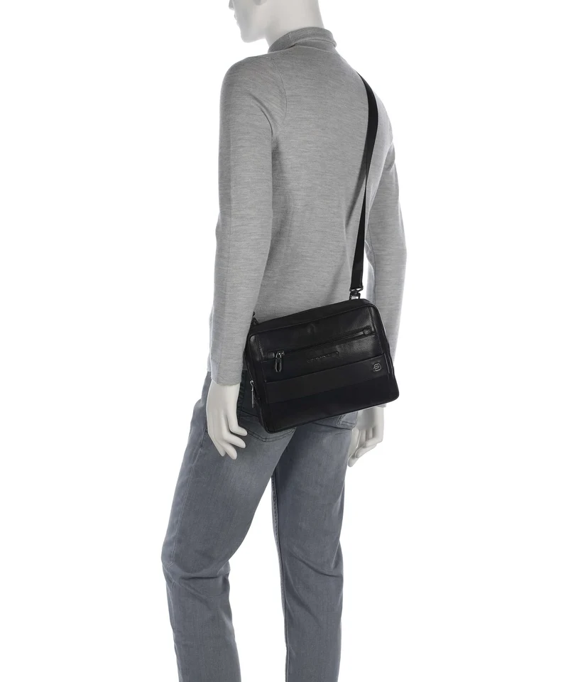 Piquadro Solm Umhängetasche black