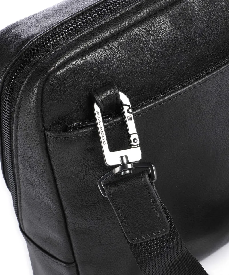 Piquadro Solm Umhängetasche black