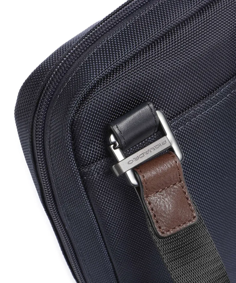 Piquadro Brief 2 Umhängetasche blue/cognac