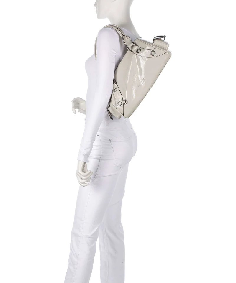 Liebeskind Nika Lack Distressed M Schultertasche milk