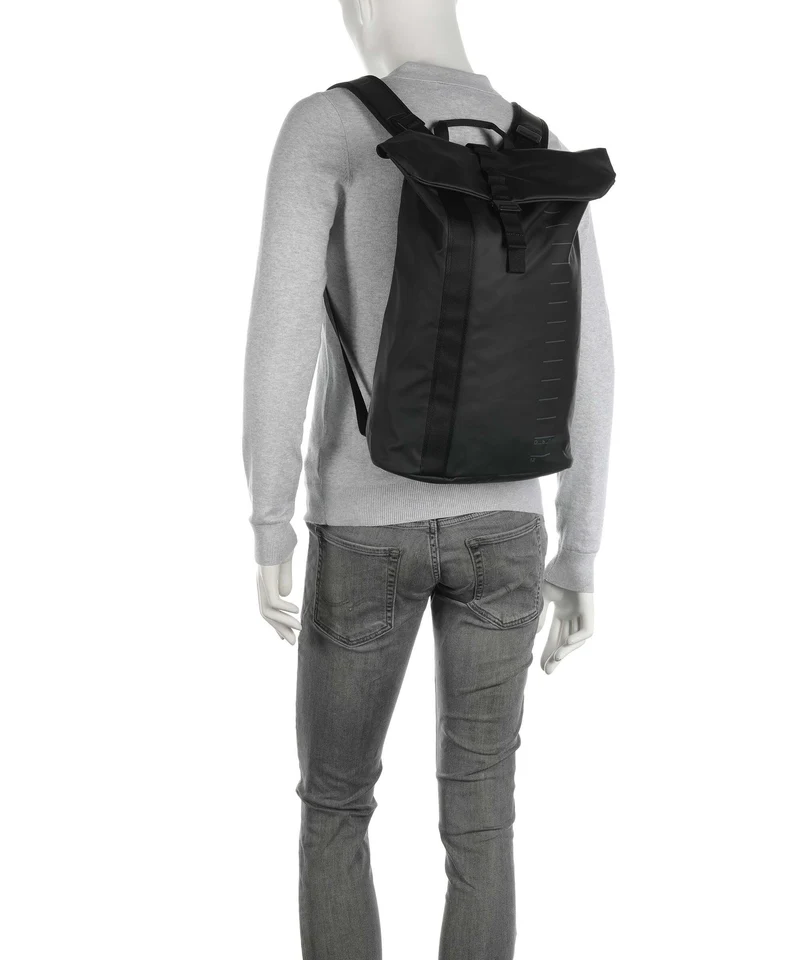 Db Essential 12 Rucksack black out