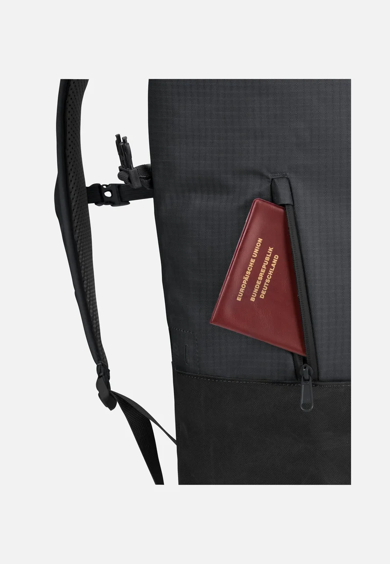 CityGo 18 Black - Rolltop Rucksack