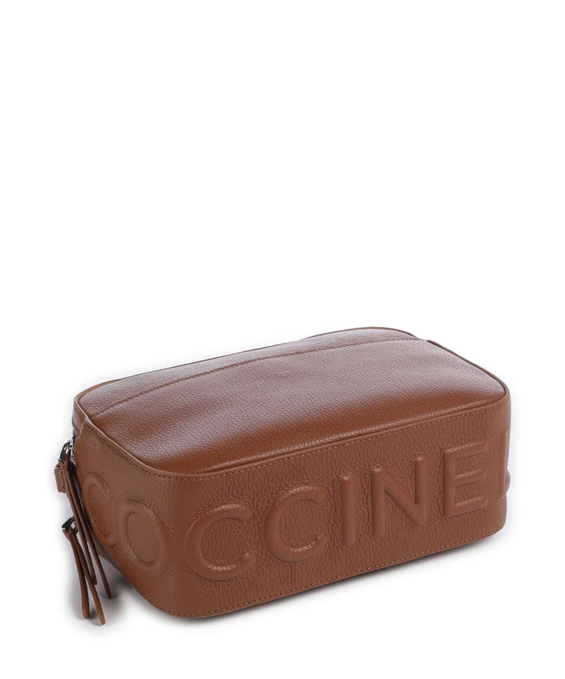 Coccinelle Myrtha Maxi Logo Umhängetasche cognac