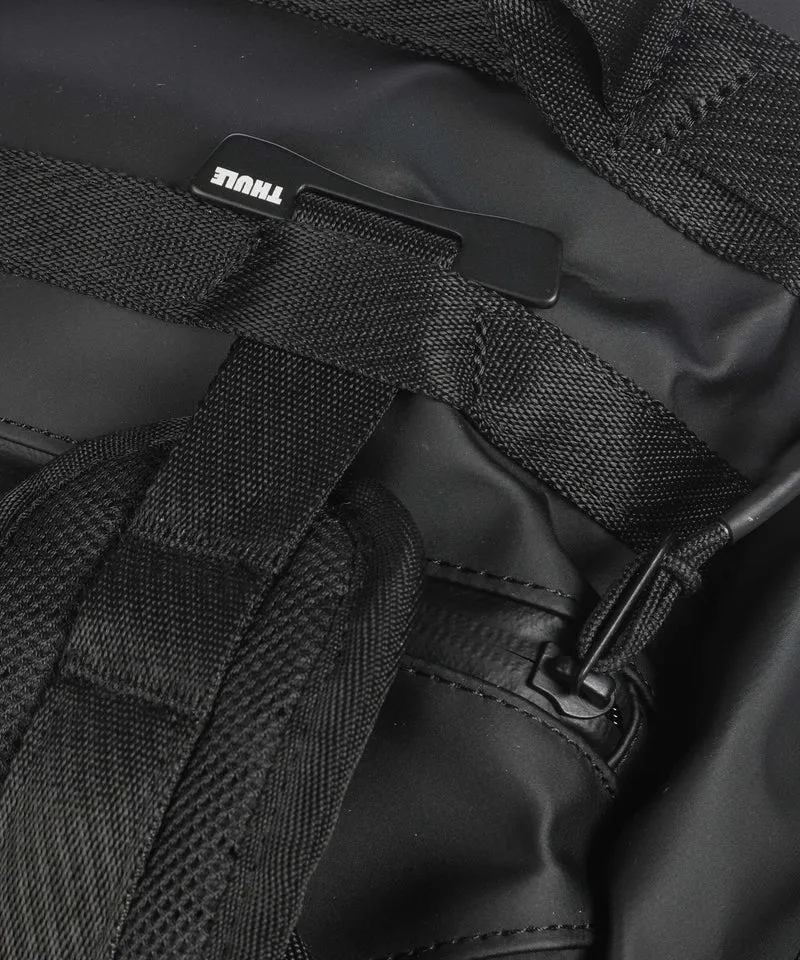 Thule Chasm 30 Weekender black