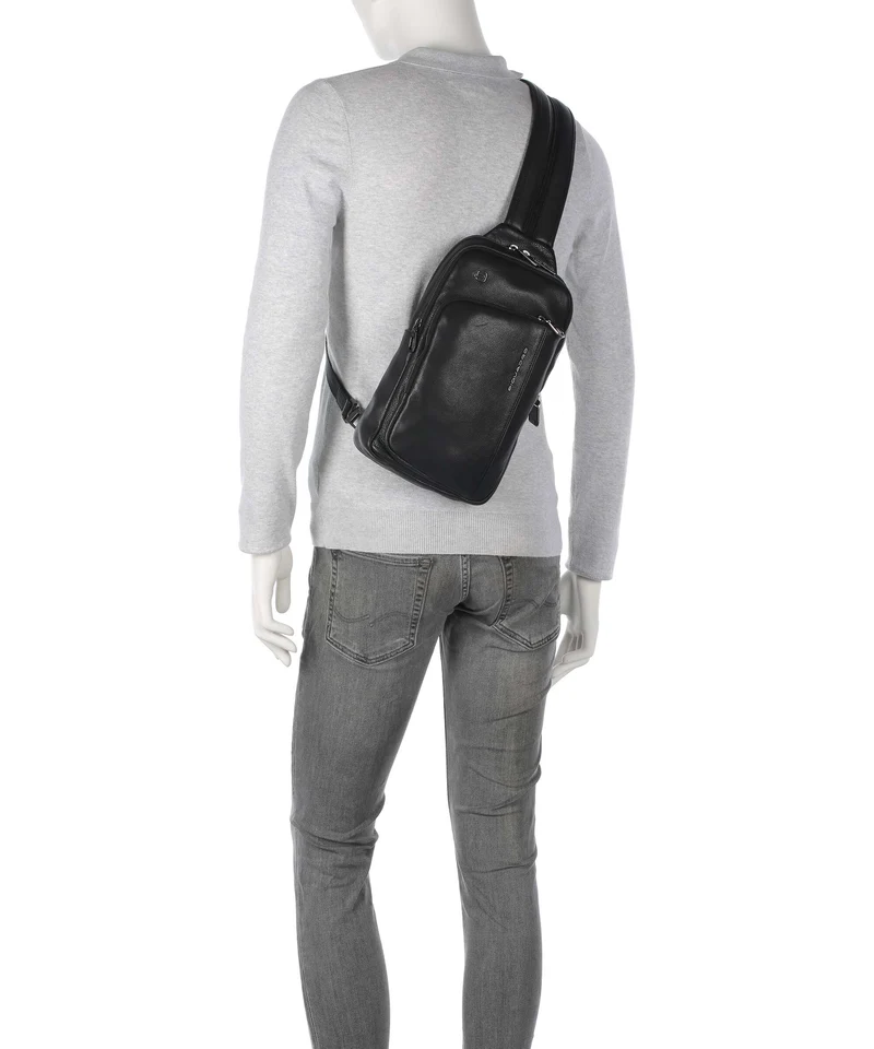 Piquadro S134 Slingbag black
