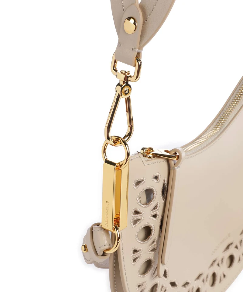 Coccinelle Sunup Monogram Sangallo Schultertasche sandshell