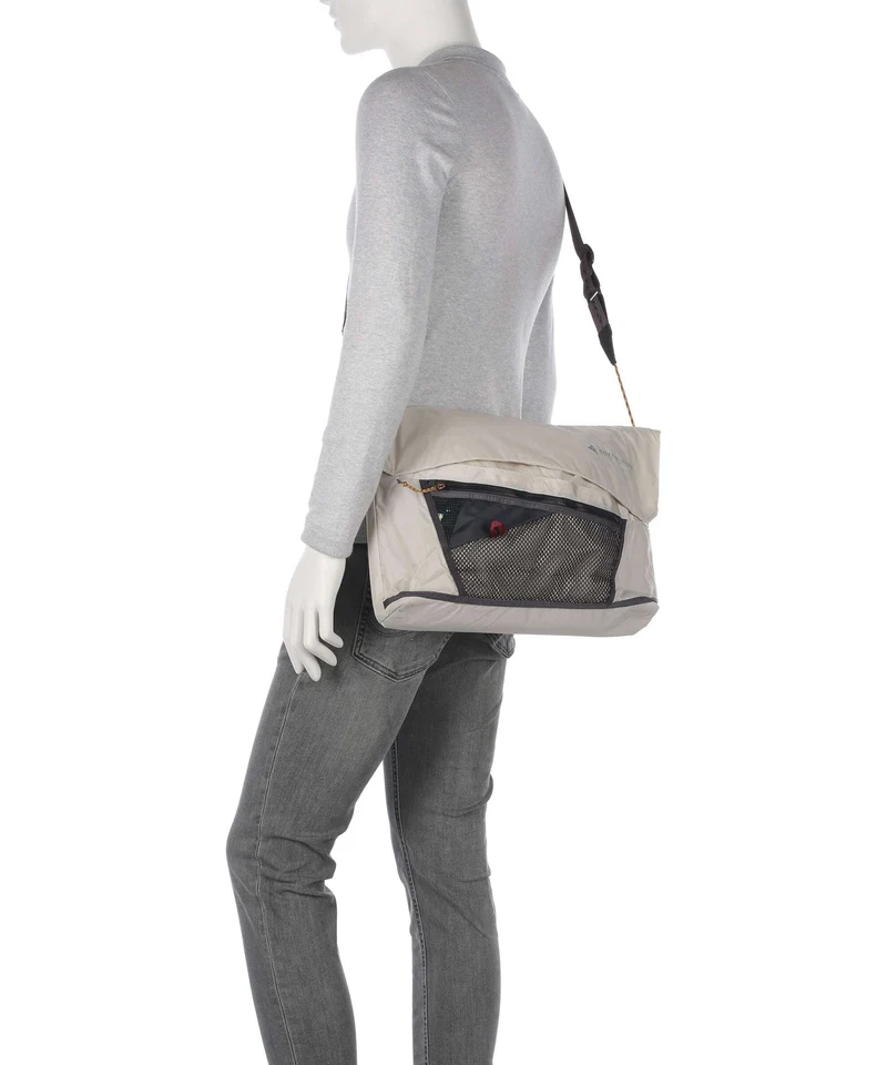 Klättermusen Grid Kuriertasche putty grey