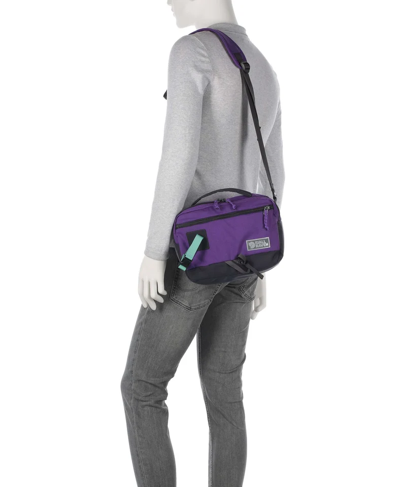 Fjällräven Vardag 6 Umhängetasche violette/coal black