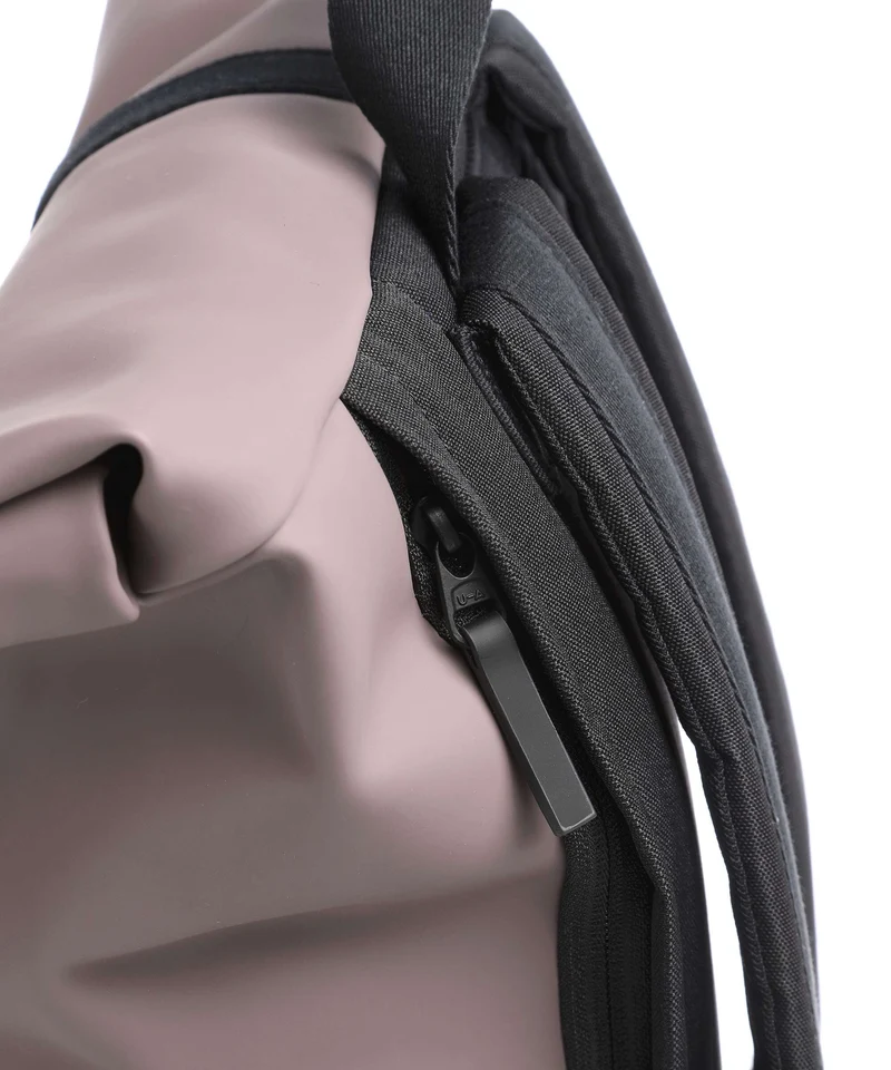 Ucon Acrobatics Lotus Jasper Medium Rolltop Rucksack grape