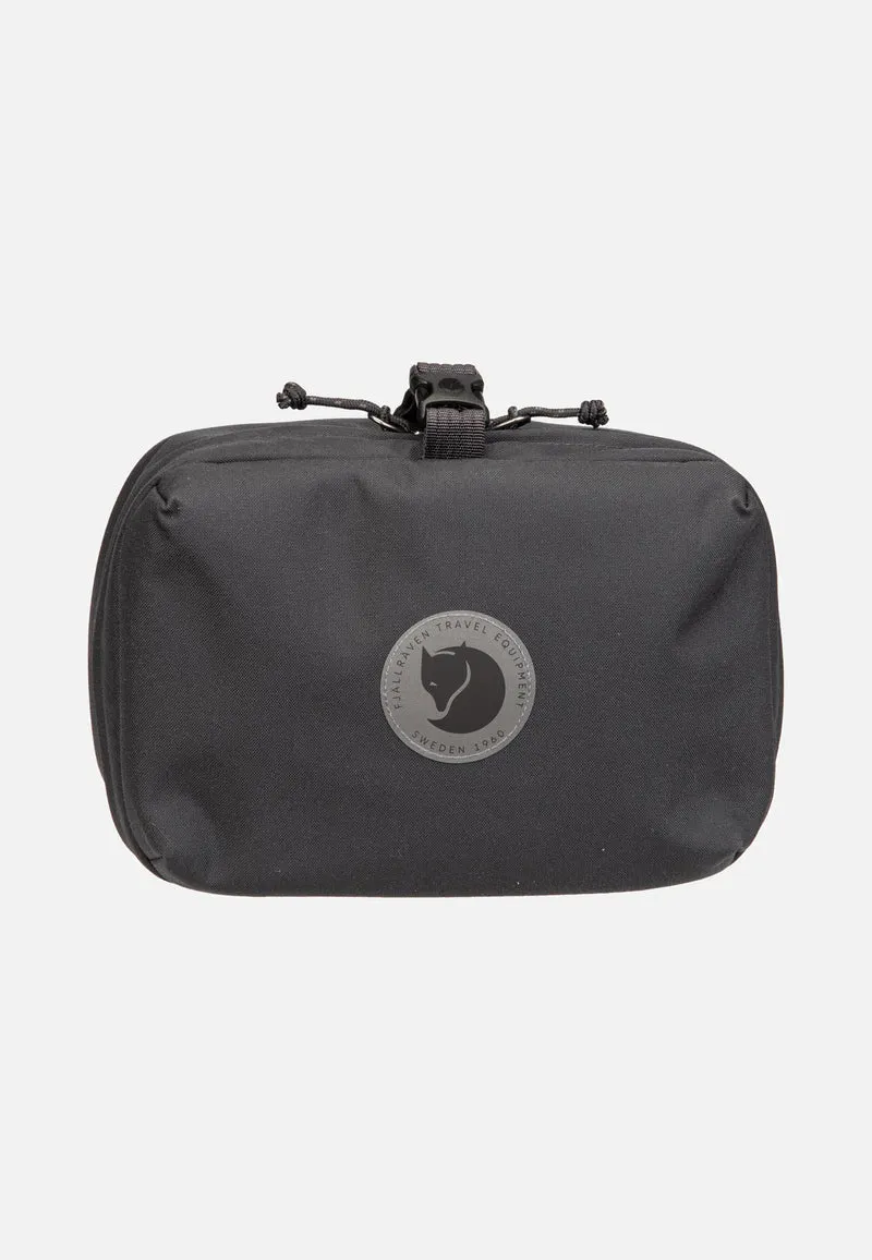 Färden Necessity Bag Coal Black - Kulturbeutel